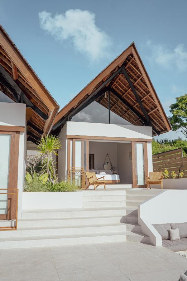 Luxury Ocean View Villas With Private Cook And Free Gym Membership Kuta  Екстер'єр фото