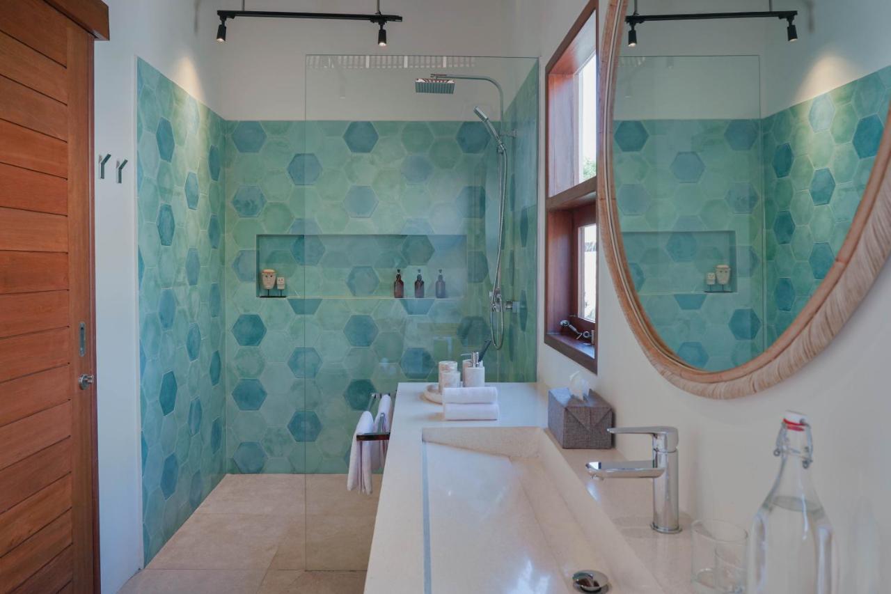 Luxury Ocean View Villas With Private Cook And Free Gym Membership Kuta  Екстер'єр фото